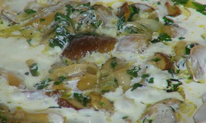 Паста с курицей и белыми грибами 