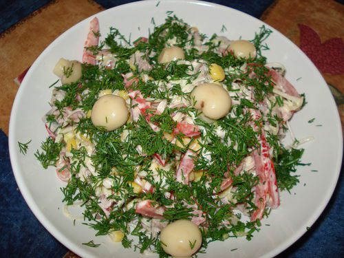 Салат с языком, овощами, грибами