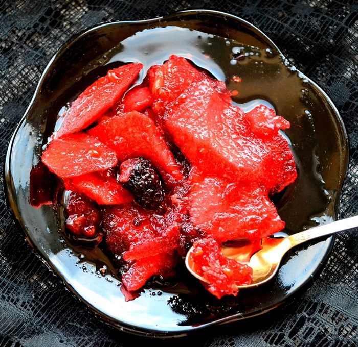 Варенье яблочно-ежевичное с лимонными корочками