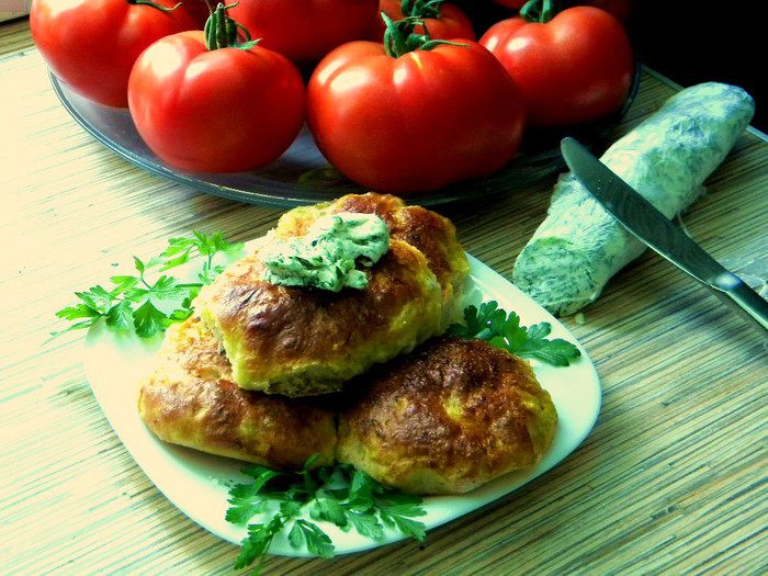 Капустные булочки с прованским маслом