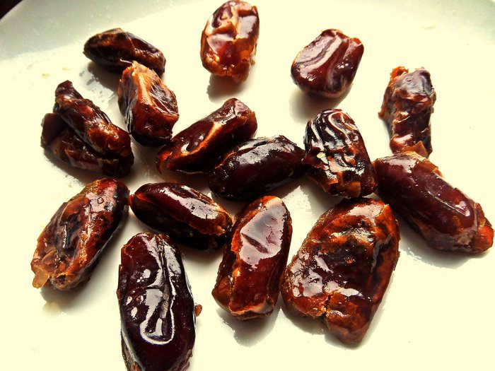 Маффины с финиками и семечками