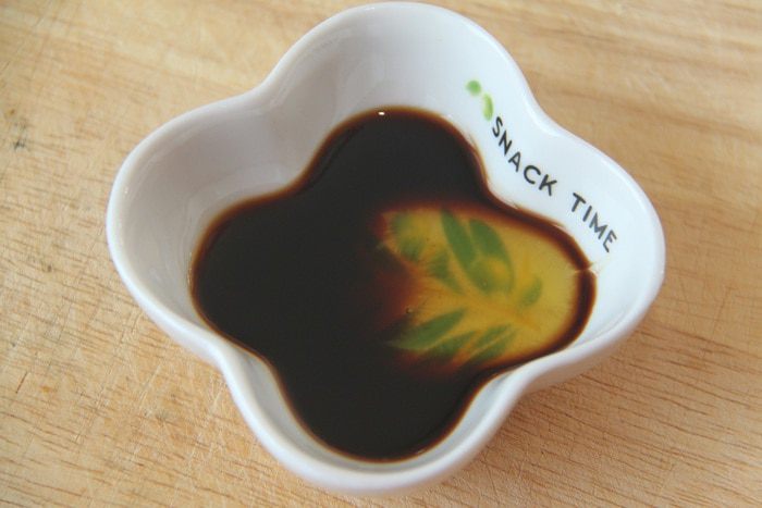 Салат из клубники и свеклы