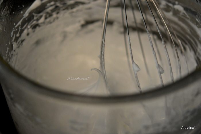 Рулет со швейцарским маслянным кремом