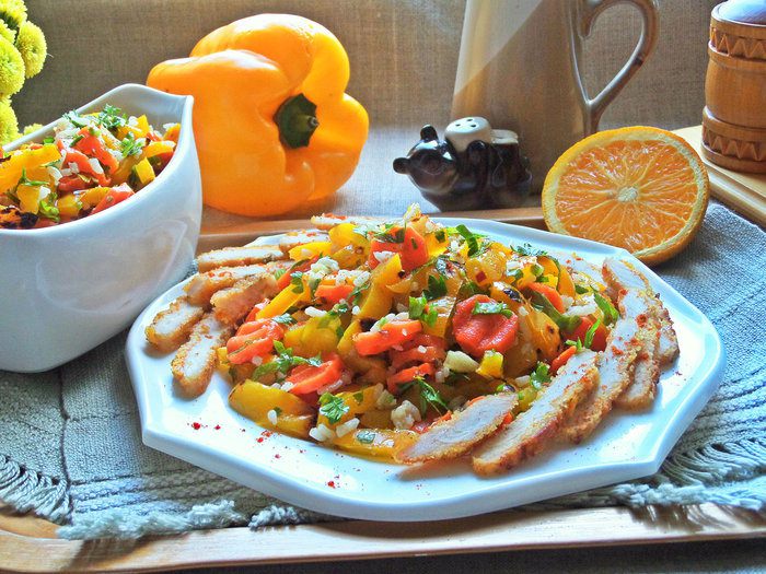 Морковный салат с курицей