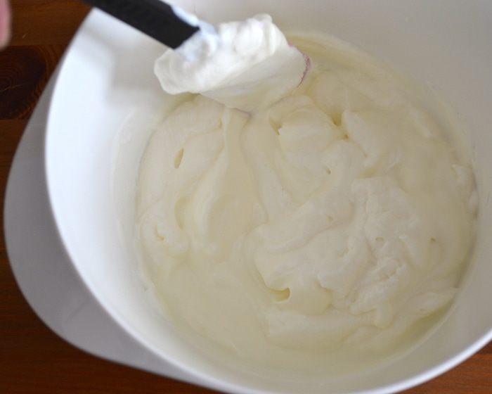 Нежнейшее пирожное со сливами (без муки)