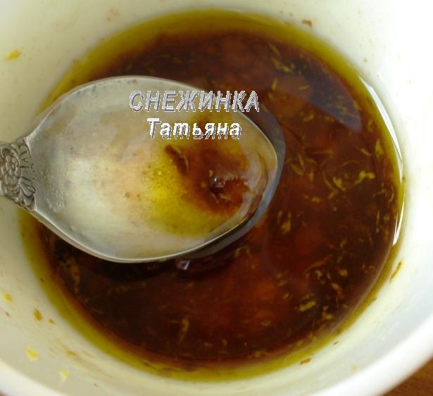 Салат с земляникой, авокадо и киви