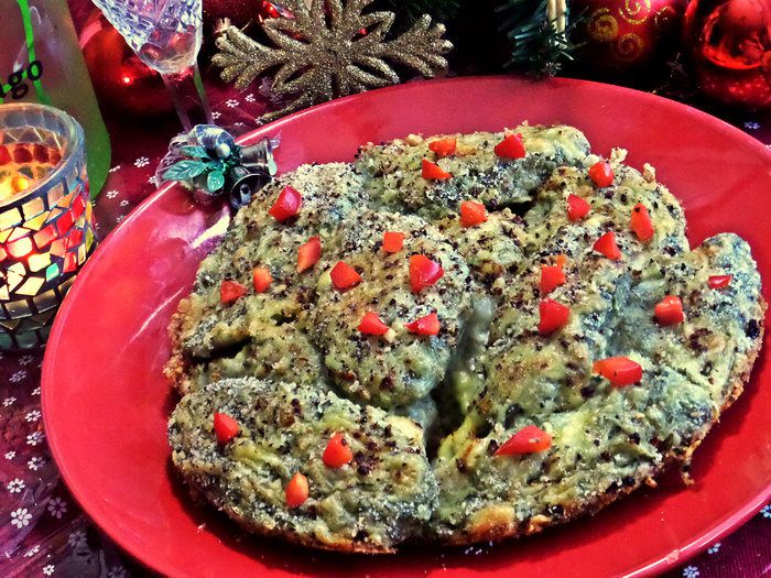 Творожные ньокки со шпинатом, запечённые под сыром