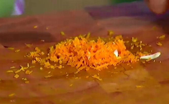 Персиковый крамбл 