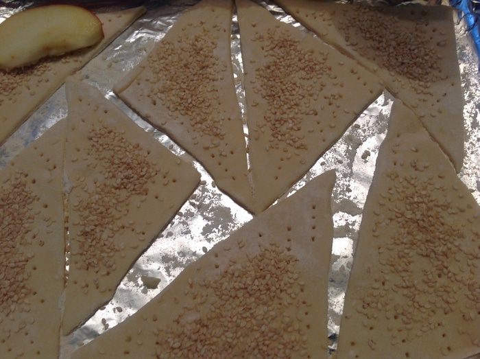 Французский хрустящий тарт с яблоками и корицей