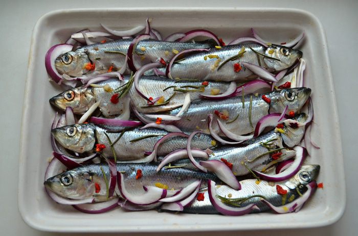 Запеченная питерская корюшка