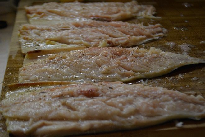 Рулетики из скумбрии с овощами