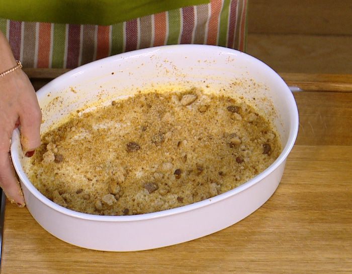 Запеканка из макарон с ветчиной, зеленым горошком и горчицей 