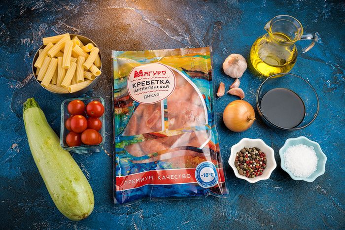 Паста с креветками и кабачками 