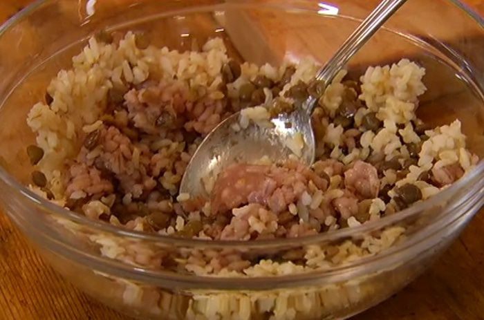 Биточки из риса, перловки и чечевицы 