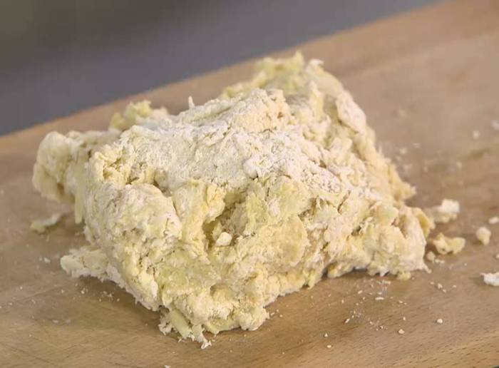 Сконы с чеддером и горчицей 