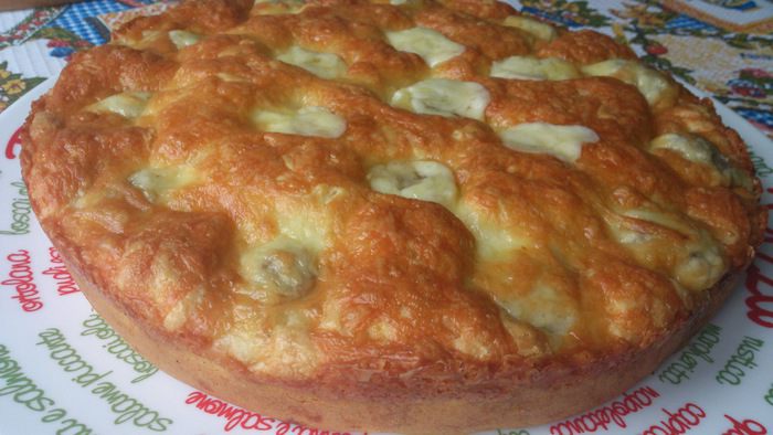 Заливной пирог с фрикадельками