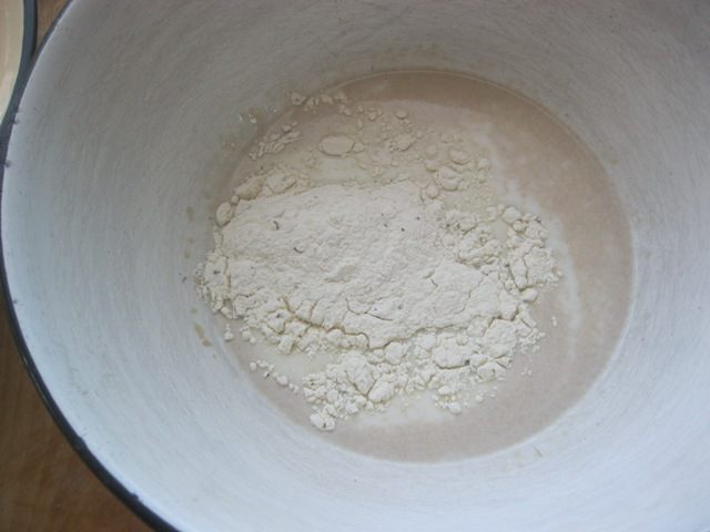 Мягкие чесночные булочки