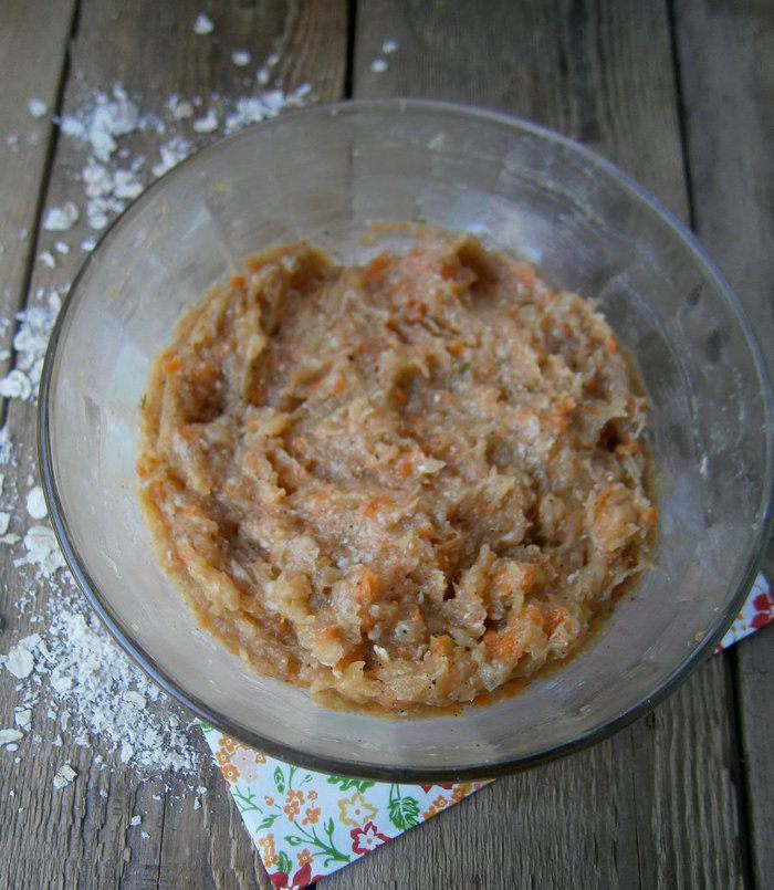 Котлеты с овощами, фаршированные помидорами