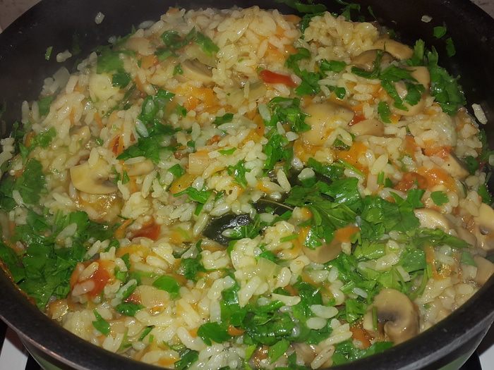Постный плов с грибами