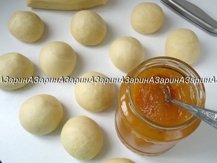Рогалики с яблочным повидлом