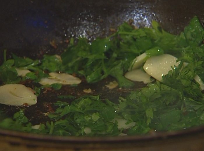 Макароны с куриной печенкой