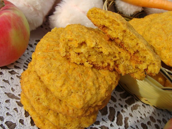 Кукурузное печенье с морковью и отрубями
