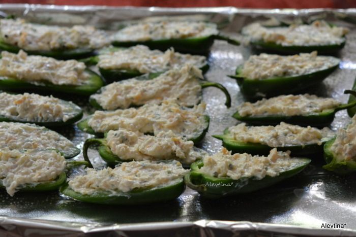 Халапеньо с начинкой
