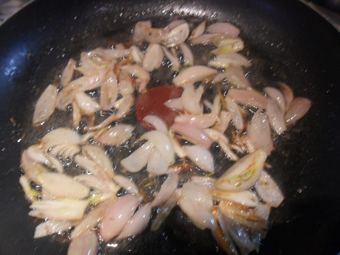 Теплый салат с руколой