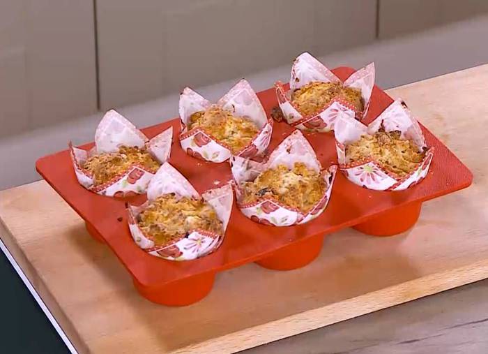 Марципановые маффины с курагой 