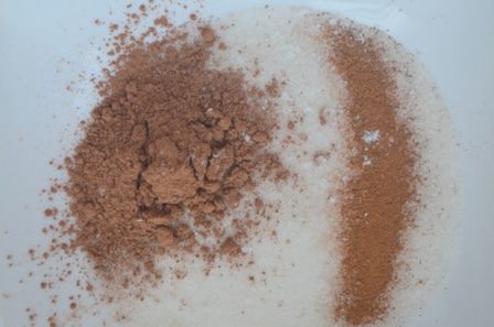 Яблочная гармошка с корицей и какао