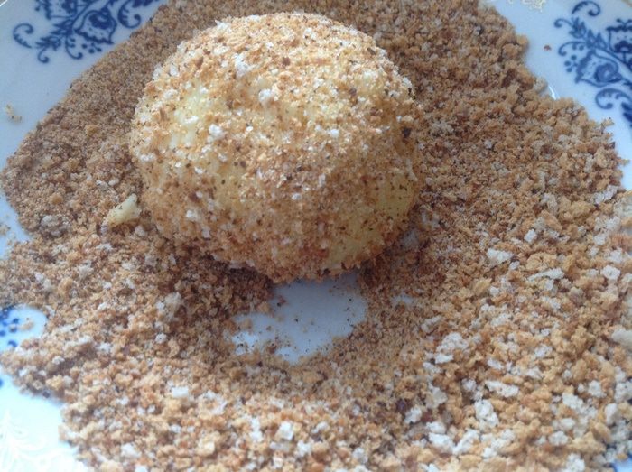 Картофельные гнезда с курицей и грибами