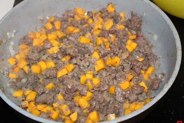 Пирог с печенью, рисом и тыквой
