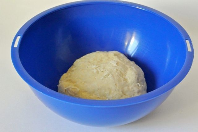 Сдобные булочки с кунжутом
