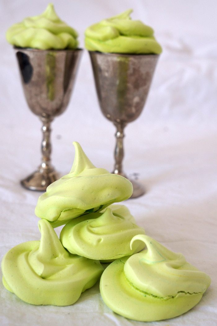 Французская мятная меренга