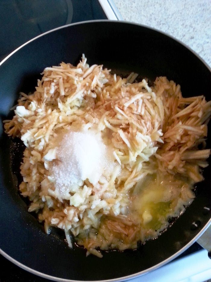 Яблочные булочки