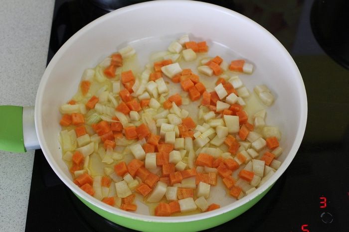 Суп с пшеничной крупой и чечевицей (постный)