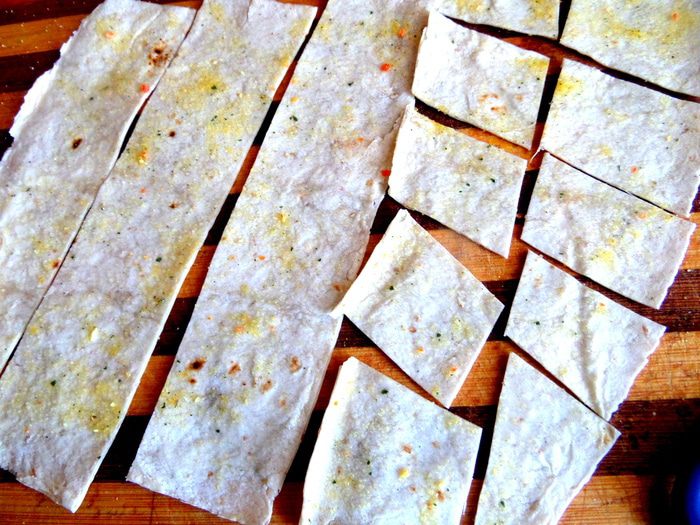 Чипсы из лаваша к постному грибному супчику