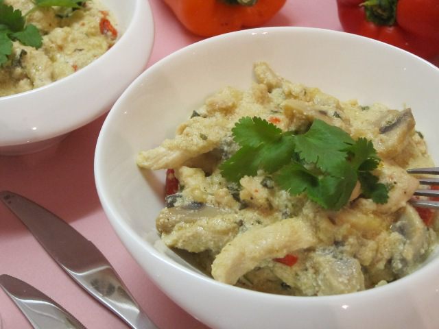 Фрикасе из курицы с грибами