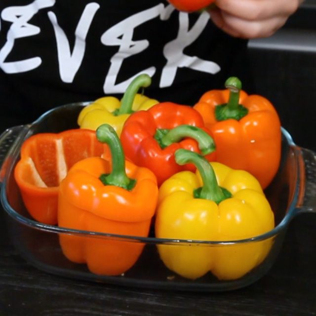 Фаршированный перец с рисом и мятой