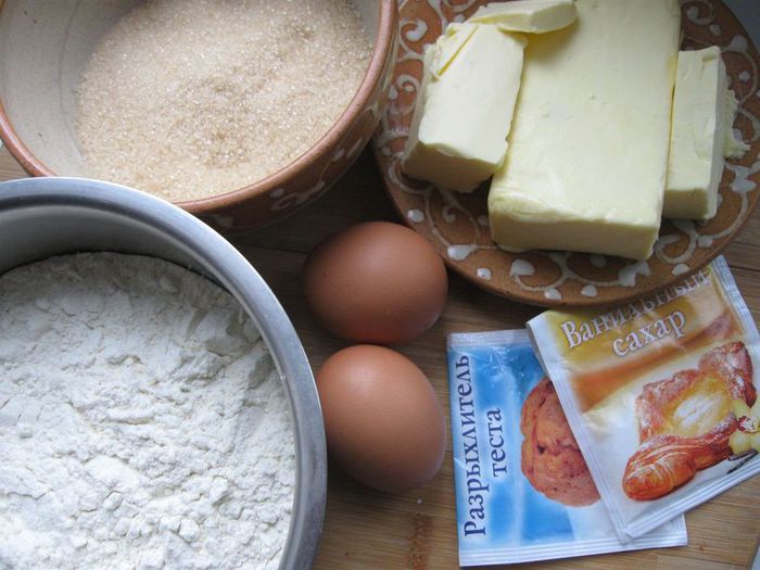  Пирог с творогом и персиками