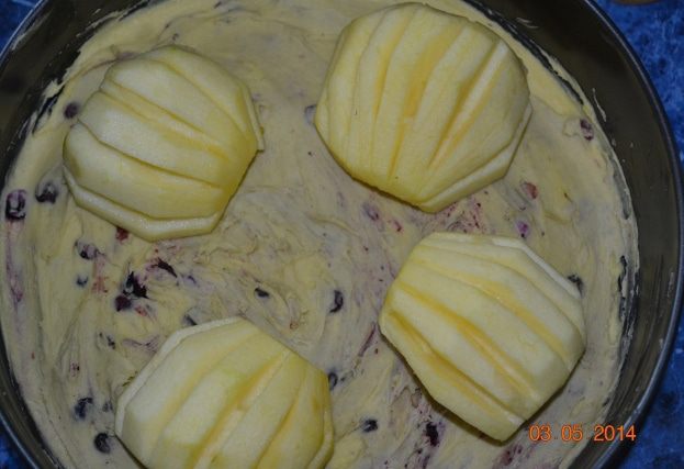 Бретонский пирог с ягодами
