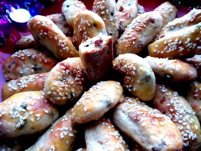 Пирожки на сырном тесте