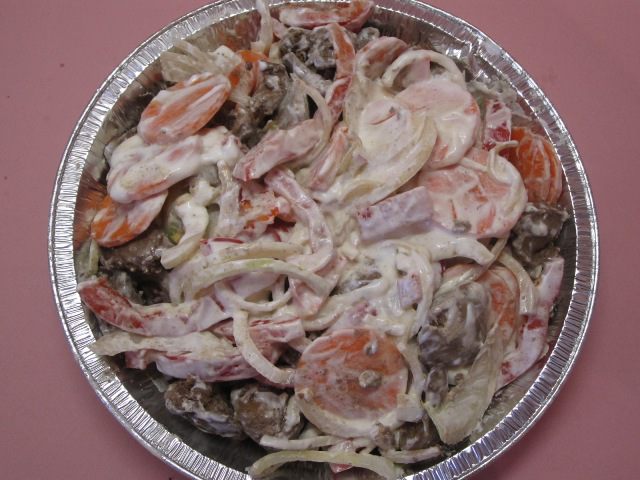 Куриная печень с овощами в духовке