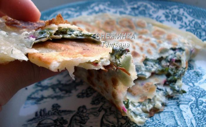 Заварные лепешки с сыром и зеленью