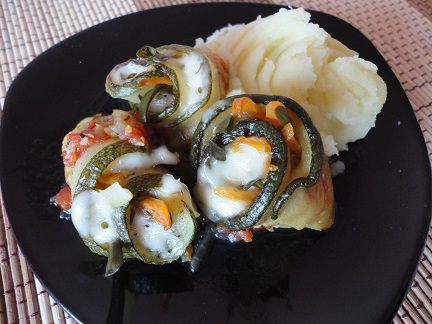 Легкие рулетики с сыром