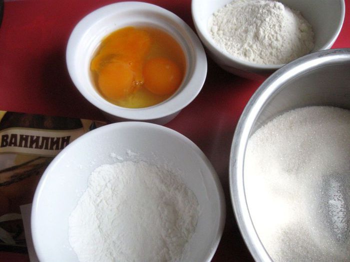 Воздушный бисквит от Луки Монтерсино