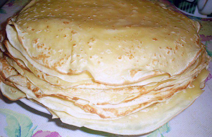 Запеченная блинная курочка с двумя начинками