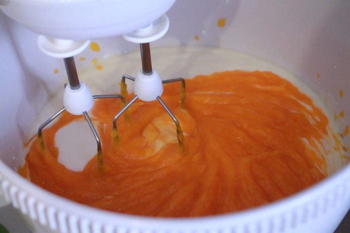 Тыквенный пирог с риккотой и шоколадной глазурью