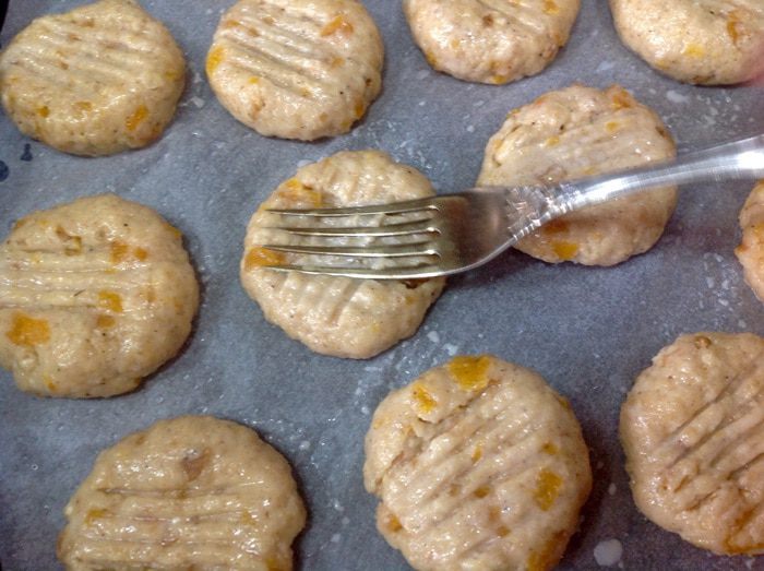 Печенье с курагой