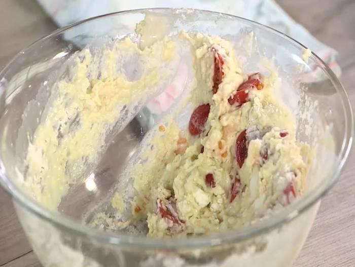 Маффины с брынзой и помидорами 